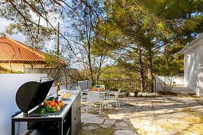 Platres Forty Pine Trees Cottage