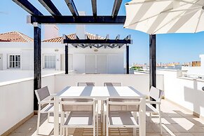 Sunlit Cabanas de Tavira Apartment by Ideal Homes