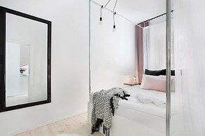 Modern Apartment in the Heart of the Old Town