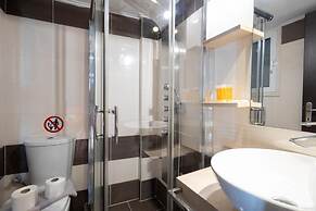 Brand New Luxury 2BR Apartment Renovated June 2026