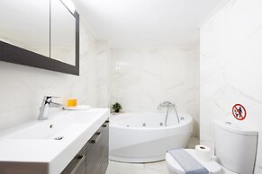 Brand New Luxury 2BR Apartment Renovated June 2026