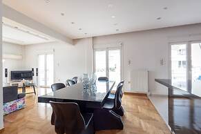Brand New Luxury 2BR Apartment Renovated June 2026