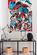 A Luxury Comfortable 2bdrm Apt in Athens