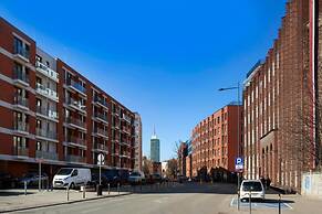 Elite Apartments Berry Cozy Apartment Next to the Museum of World War 