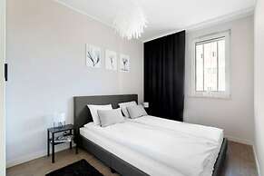 Elite Apartments Berry Cozy Apartment Next to the Museum of World War 