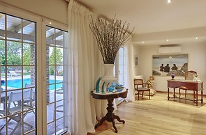 Luxury 4 Bdrm Villa With Pvt Pool on the Beach