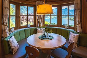 Chalet Crown of the Alps