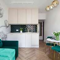 Elite Apartments Ogarna Flora View Of The Old Town Modern Designer Dec