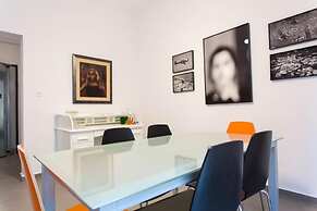 Renovated 2025 5 Bdr House Near Acropolis - New Beds Terrace Green Yar