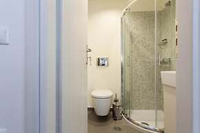 Renovated 2025 5 Bdr House Near Acropolis - New Beds Terrace Green Yar