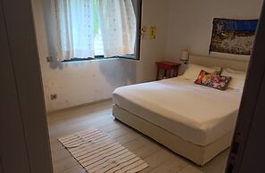 Beach Villa Next To The Waves