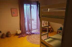 Beach Villa Next To The Waves