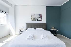 Hip And Fun in Athens Apt B