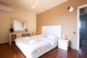 1 Ocean Breeze 3 Bedroom With Shared Pool