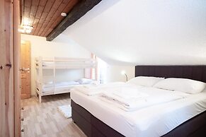 Lake View Lodges - Penthouse