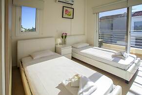 Theodora 8 in Protaras