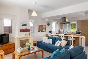 Protaras Villa Athamas Blue