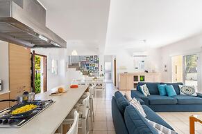 Protaras Villa Athamas Blue