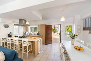 Protaras Villa Athamas Blue