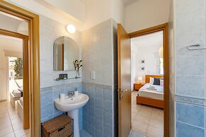 Protaras Villa Athamas Blue