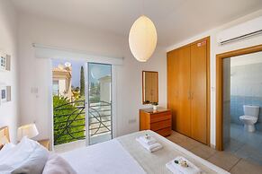 Protaras Villa Athamas Blue