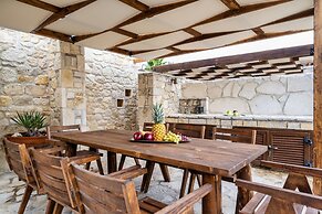 Palmrise Luxury Villas - Anemos Villa