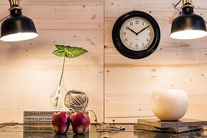 3 Bedroom apt in Athens With Acropolis View