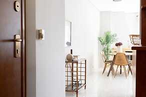 3 Bedroom apt in Athens With Acropolis View