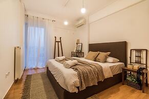 3 Bedroom apt in Athens With Acropolis View