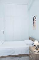 Sunny and Minimal apt in Glyfada With 3 Bdrm