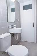 Sunny and Minimal apt in Glyfada With 3 Bdrm