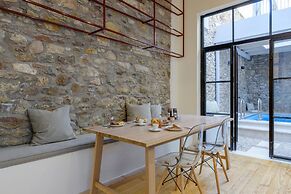 Incomparable Plaka s Lux 2bdrm Apt w Pvt Heated Pool