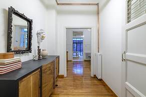 Incomparable Plaka s Lux 2bdrm Apt w Pvt Heated Pool