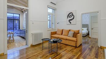 Incomparable Plaka s Lux 2bdrm Apt w Pvt Heated Pool