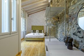 Incomparable Plaka s Lux 2bdrm Apt w Pvt Heated Pool