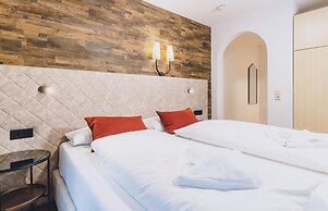 Alpine City Living - TOP 32