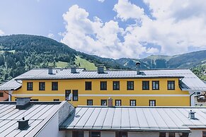 Alpine City Living - TOP 32