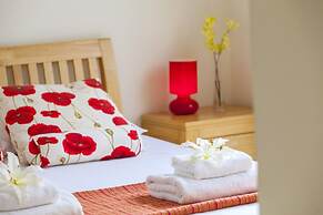 Cliantha in Protaras