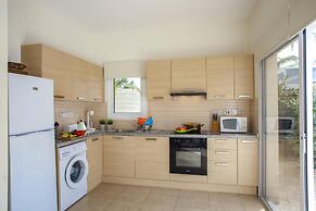 Cliantha in Protaras