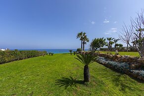 Protaras Beachfront Villa Pietra