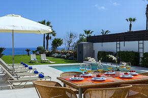 Protaras Beachfront Villa Pietra