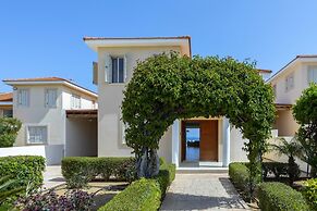 Protaras Beachfront Villa Pietra