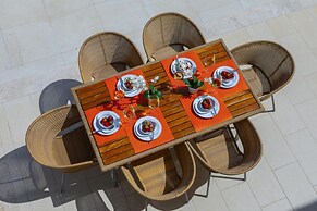 Protaras Beachfront Villa Pietra