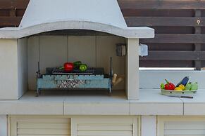 Protaras Beachfront Villa Pietra