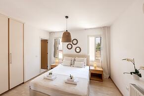 Protaras Beachfront Villa Pietra