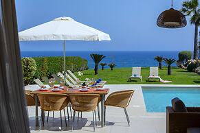Protaras Beachfront Villa Pietra