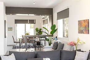 Napa Bay View Villa 2