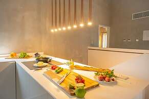 Protaras Art House Seviews