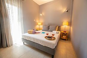 Protaras Art House Seviews