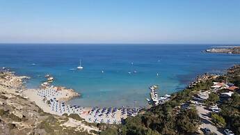 Protaras Art House Seviews